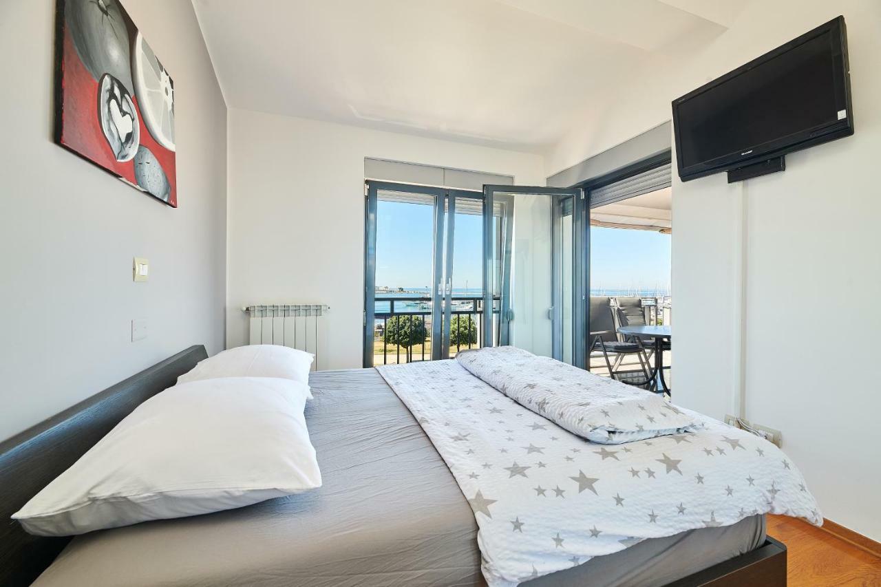 Apartment Bellavista Sea View Умаг Екстериор снимка